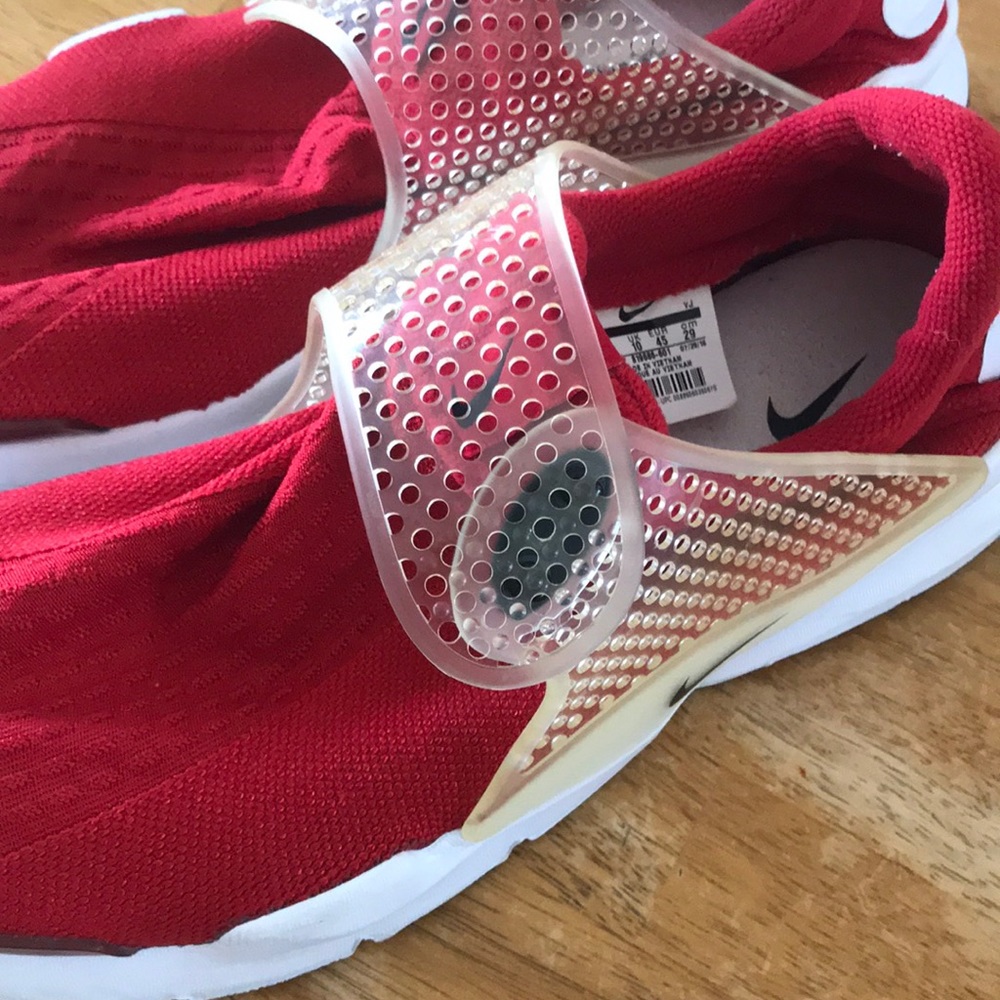 Nike sock dart